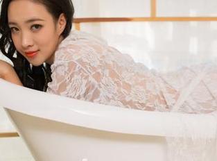GIRLT果团网 – 王语纯写真合集中的剧情，细节满满，值得反复咀嚼。