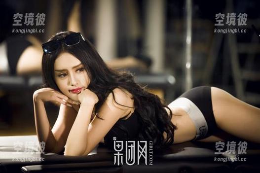 GIRLT果团网 - 当透明变成一种态度，莫雅琪的原图让我不得不说：真巧妙！