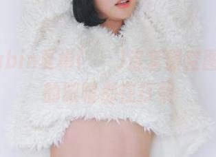 看了Habin夏彬(하빈)这套镂空图包，我的眼睛都在打架