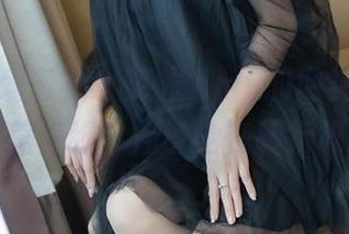 IMiss爱蜜社 – 艾米Amy的网袜写真，完美壁纸，你说她在转行吗？