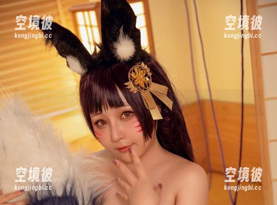 KANEKO_咔喵的短裤之旅——好吧，免费照片也不错！