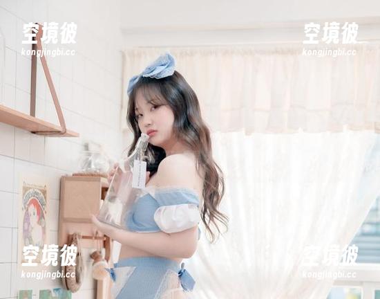 美图呈现！Sia(시아)的私拍，Paranhosu影集Vol.4，工作室不就是大玩特玩嘛！