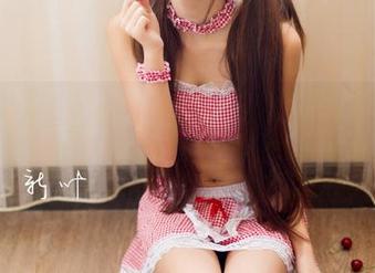TGOD推女神 – 思淇Sukiii的花嫁：原图，看看花儿怎么绽放的那么“努力”。