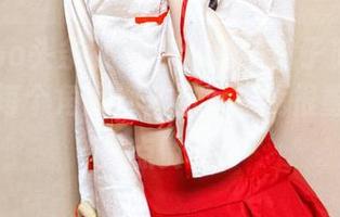TouTiao头条女神 – 分享美纳子旅拍画面：似乎每个角度都在显示‘我很重要，快来点赞’！