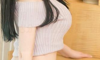 UGirls尤果网 – 现在线上也能见到李思宁的美足，图包分享得恰到好处，饱眼福了吧？