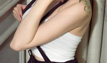 UGirls尤果网 – 王语纯这全套美足，还不快给我个下载链接？
