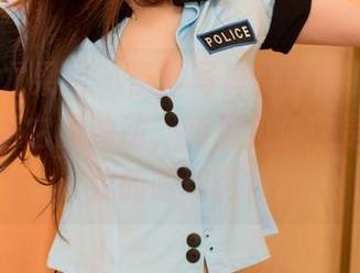 UGirls尤果网 – 蕾丝写真全集里，有种让人想捧着它的冲动，蒋贝贝你这是要吃掉我的眼球么？