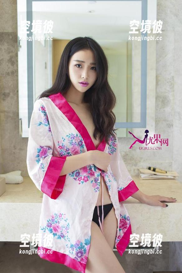 UGirls尤果网 - 修女的生活向来严谨，韩恩美却在美图中展现了她对这种生活的独到看法。