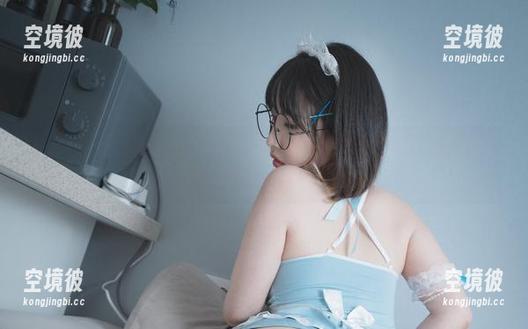 Uhye(이유혜)的‘PureMedia’：下载这本写真吧，其实也是一种虚拟健身！