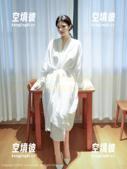 Xiuren秀人网 - Mila嘟嘟和她的豹纹图集在线：你见过波西米亚风的狮子吗？