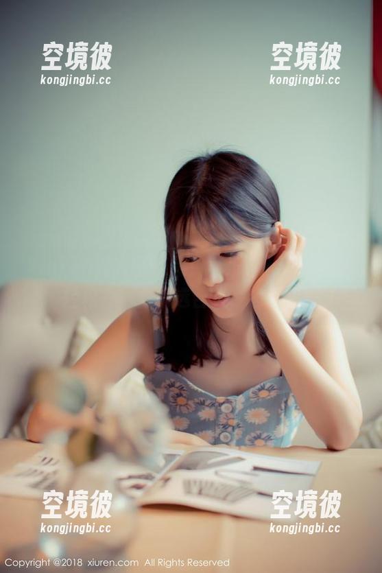 Xiuren秀人网 - 瞧！可乐Vicky学姐的轻松一刻：精选合集，超真实！