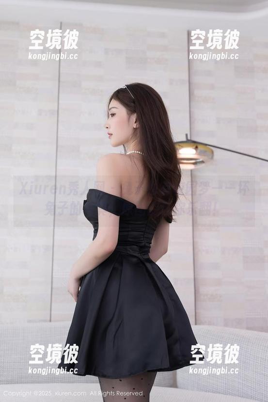 Xiuren秀人网 - 兔子也有校园梦——坏兔子的写真，原图能让你乐翻！