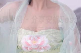Xiuren秀人网 – 分享安妮Tess的天使套图，难道她在云端偷了个懒？