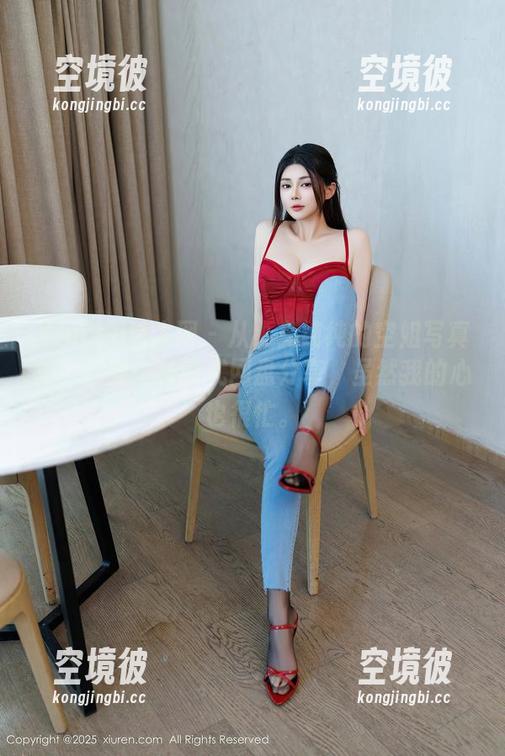 Xiuren秀人网 - 从小兔纯纯的空姐写真里，找到一种新式网盘分享，虽然我的心也很忙。