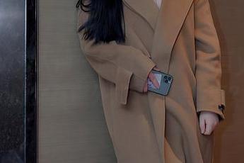 Xiuren秀人网 – 原图全屏，沐言yanyan的女孩意外成了情感指南？