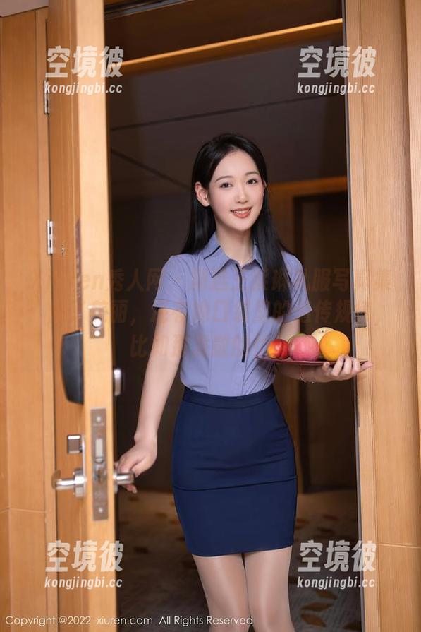 Xiuren秀人网 - 精选王紫琳礼服写真集：除了美丽，还有她口袋里的遗传规律，比如那发散的优雅