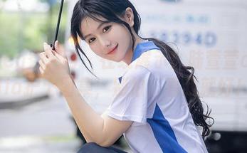 Xiuren秀人网 – 在线展示！陆萱萱cecillia护士图集，别怕，看我就好！