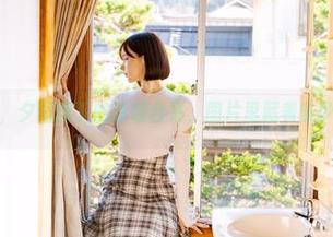 跟着けん研，夕阳西下的泳装合集，图片里藏着多少“水花”！