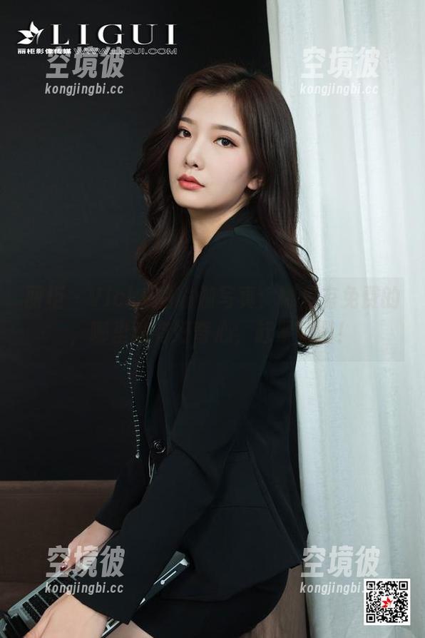 丽柜 - Vicky的瑜伽写真：哪里有免费的，哪里就有好奇心，赶紧来吧！