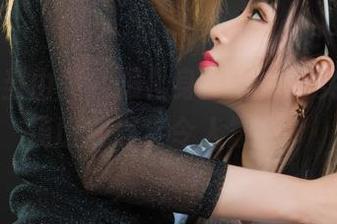 丽柜 – 当由美礼服化身照片中的女神，这场比赛属实令人震撼！