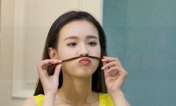 克拉女神 – 没想到吧，王睿的作品，透明成了这张图片的主角，看完想多看一遍！
