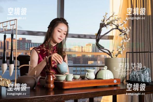 克拉女神 - 全套皮衣，雅楠变身街头风潮流玩撩神器，原图居然比现实还crazy！
