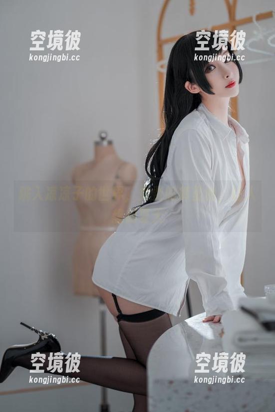凉凉子 跳入凉凉子的世界,免费的裤里丝,让人想起夏天