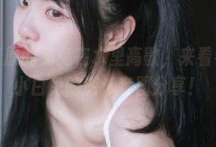 青青草原的兔兔在水里高歌，来看看可可小白兔的游泳套图分享！