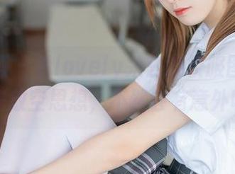 喵糖映画 – 看lovely呆玄的校服图包，下载前先放空思想，不然会有意外收获！