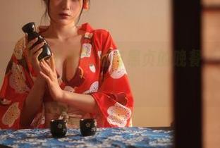 照片涌现：大梨子不是御姐与黑贞的晚餐，那氛围，绝了！