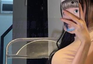 微密圈 – 翻开图集，女刺客在这全套里将美足的魅力发挥到了极致！