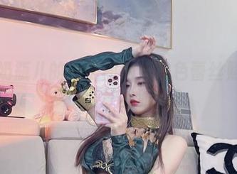 小小奶瓶儿的私房图包：白色蕾丝照亮了多少嫉妒的眼睛？