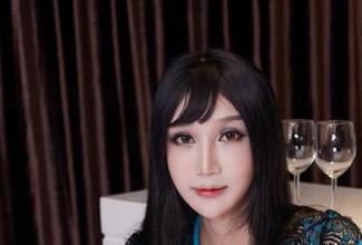 尤物馆 – 用图集聊聊，潘琳琳ber的婚纱让人有种“这到底算不算婚礼”的迷惑