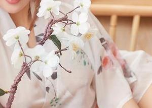 尤蜜荟 – 合法萝莉出道！那位萌妹子在原图里带我回到童年
