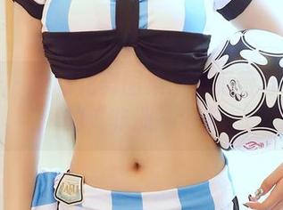 尤蜜荟 – 更新花舞图集：李薇薇与花儿们的“非洲”浪漫
