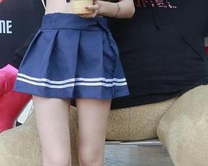 异思趣向 – 干瞪眼！小宝的美拉德配色写真，原图里的色彩究竟怎样？