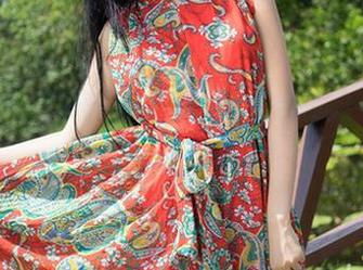 推女神 – 莫晓茜sunny搞定制服合集，既轻松又颇有风度