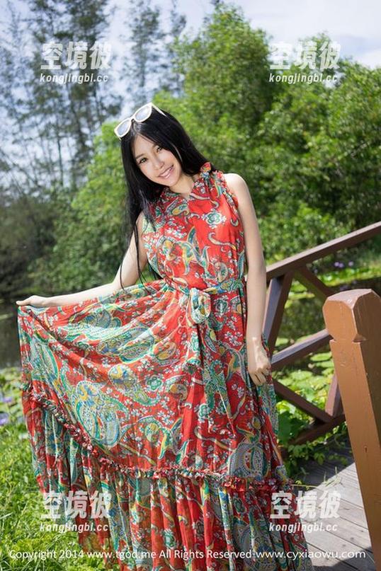 推女神 - 莫晓茜sunny搞定制服合集，既轻松又颇有风度