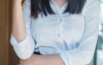 推女郎 – 班长吻熙的女孩图集在线！米白色的裙子真让人想坐下来懒洋洋地发呆