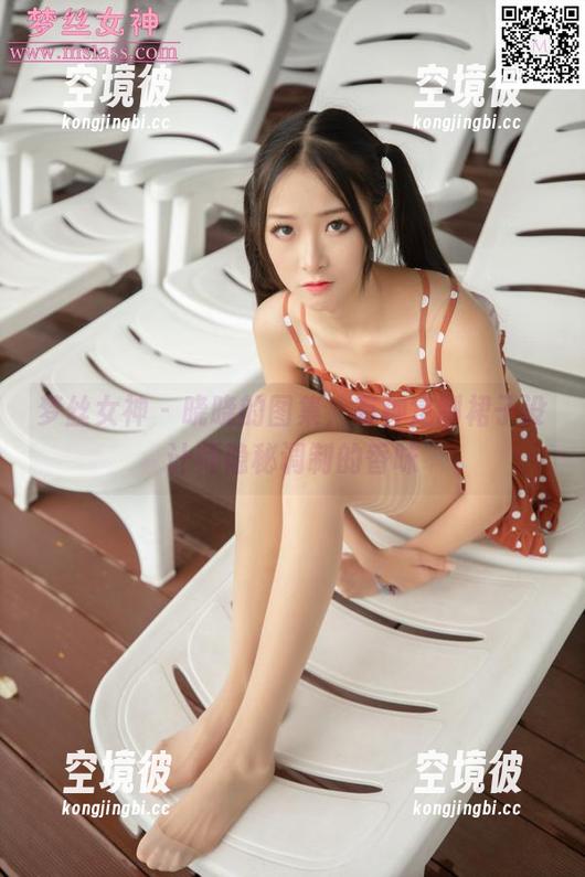 梦丝女神 - 晓晓的图集，有种定制裙子设计师隐秘调制的香味