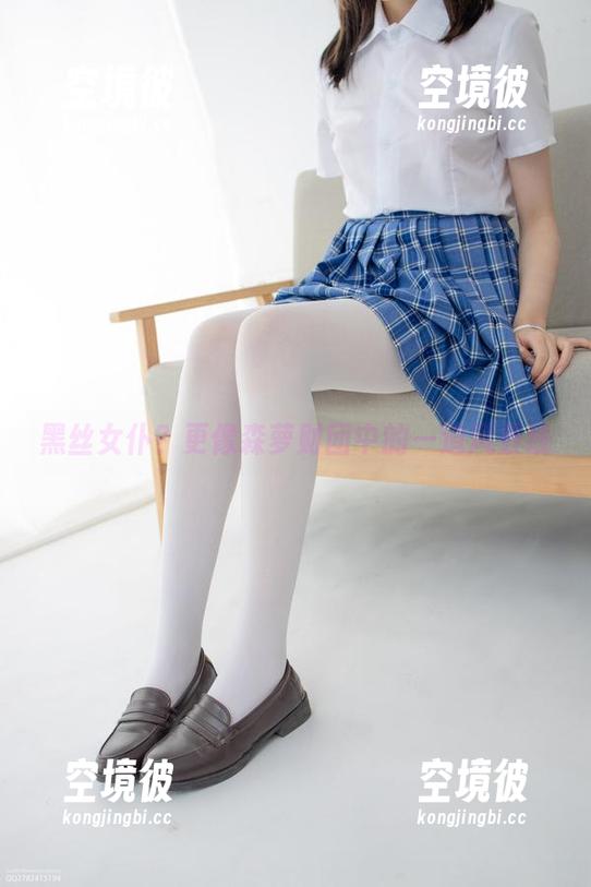 黑丝女仆？更像森萝财团中的一道风景线