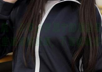 模范学院 – SiByl李思宁的海边写真集：这些波浪好捉摸，下载试试看？