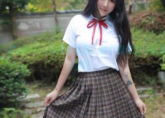 模范学院 – 夏瑶baby体操服私拍：做个懒惰的运动员也是一种风格！