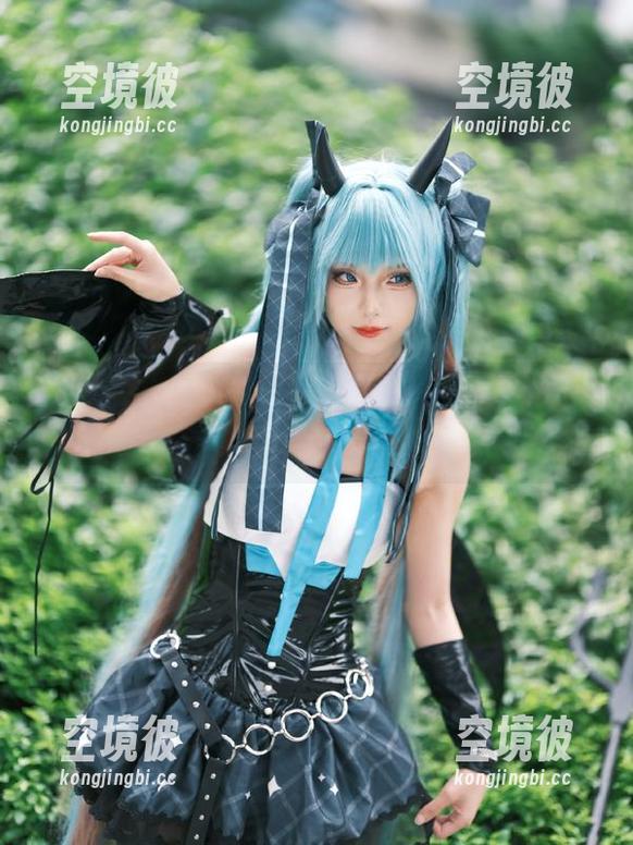 狐玖玖的奶牛写真集：高清，饱览柔软的从容