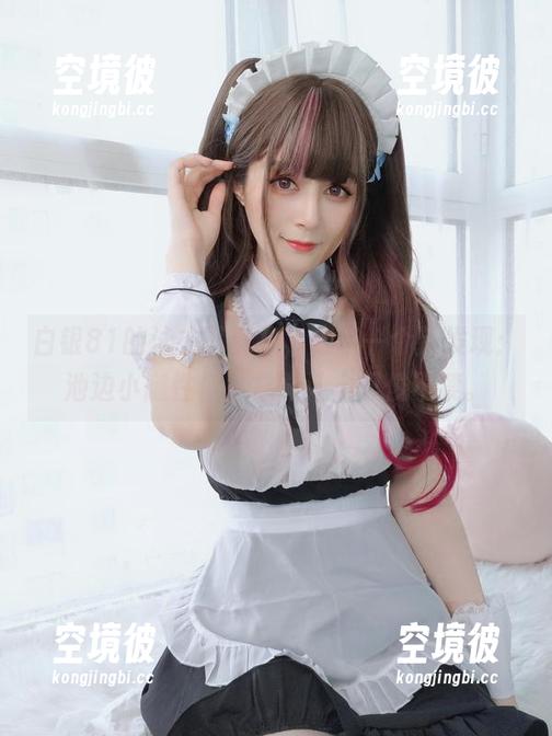 白银81 白银81的泳衣写真集,分享一个新发现:池边小随性似乎总能让人忍俊不禁。
