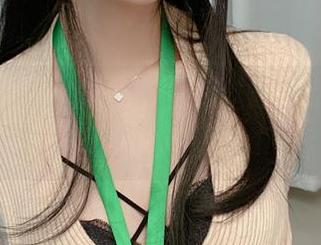 眼酱大魔王w的全套，肉丝踩玩偶实在酷到没话说