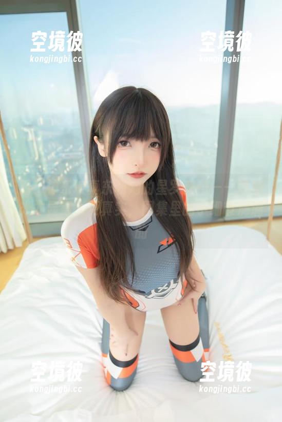 看！神乐坂真东和她的星罗密布——没圣光才显得人更真实，图集里的小细节满满的