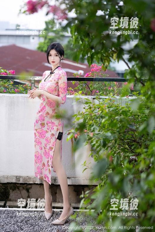 秀人网 - 一不小心，就把乔一一的皮衣写真拖进了我的网盘！