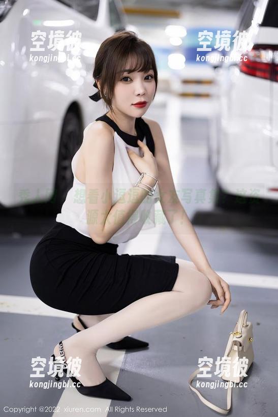 秀人网 - 想看小逗逗的女友写真集？这资源太值得收藏了！