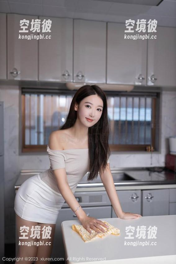 秀人网 - 难以置信的是小逗逗，竟然变身女王！图库快来下载珍藏吧！
